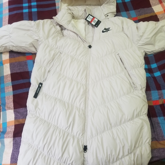 NIKE WOMEN PARKA - Picture 1 of 2